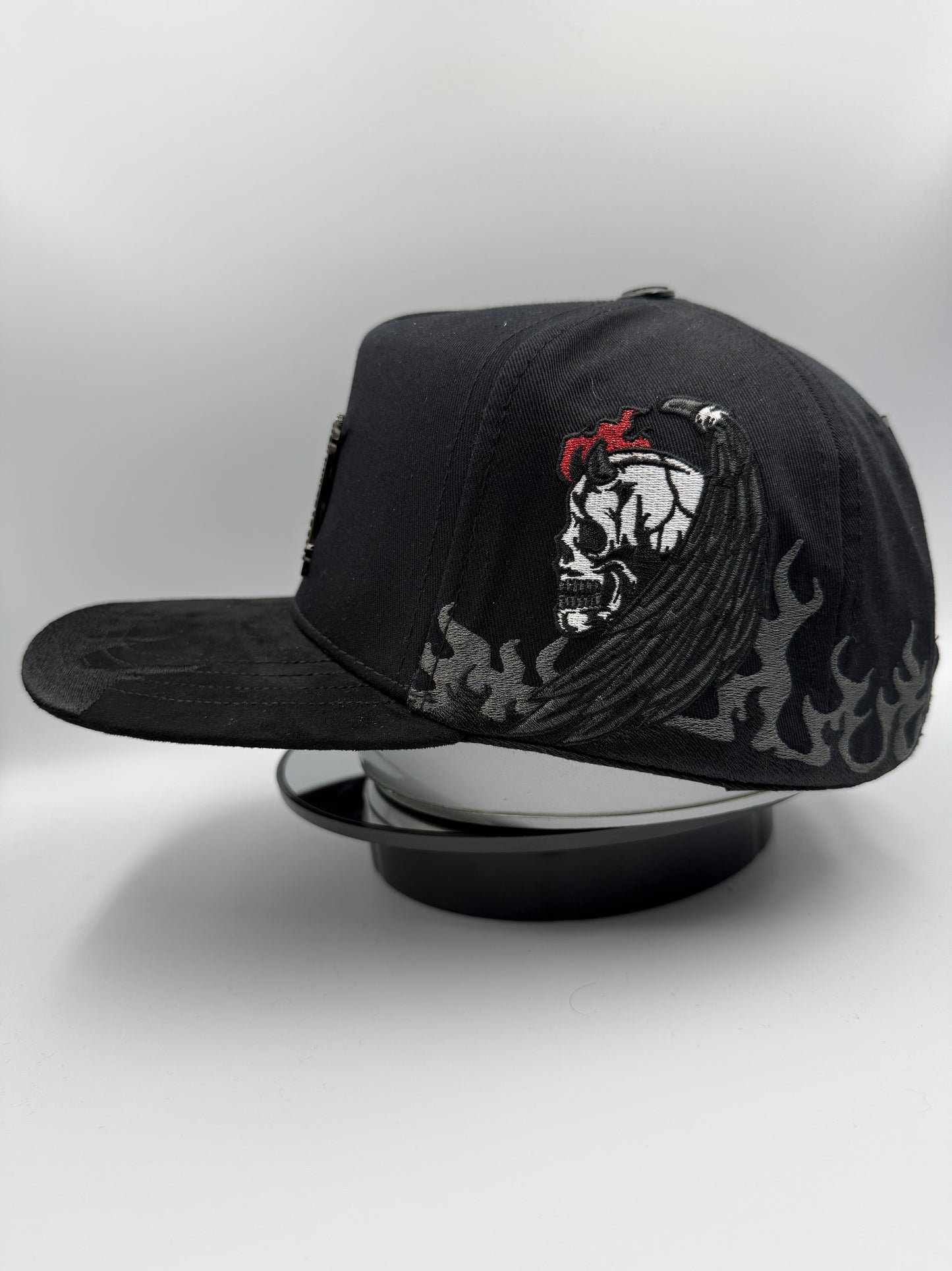 Kevin hats LA angel and devil