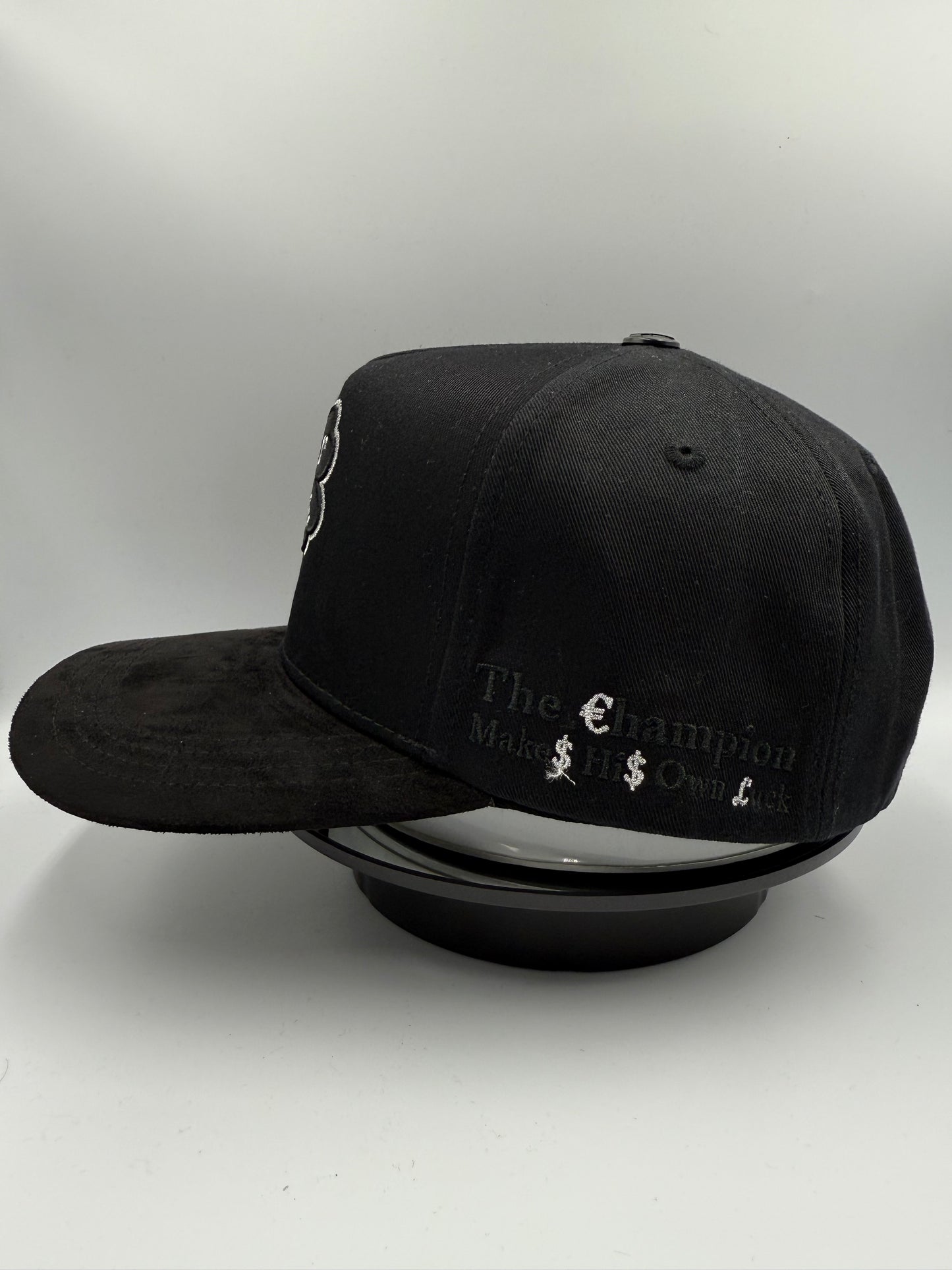 Big Boss hat trébol