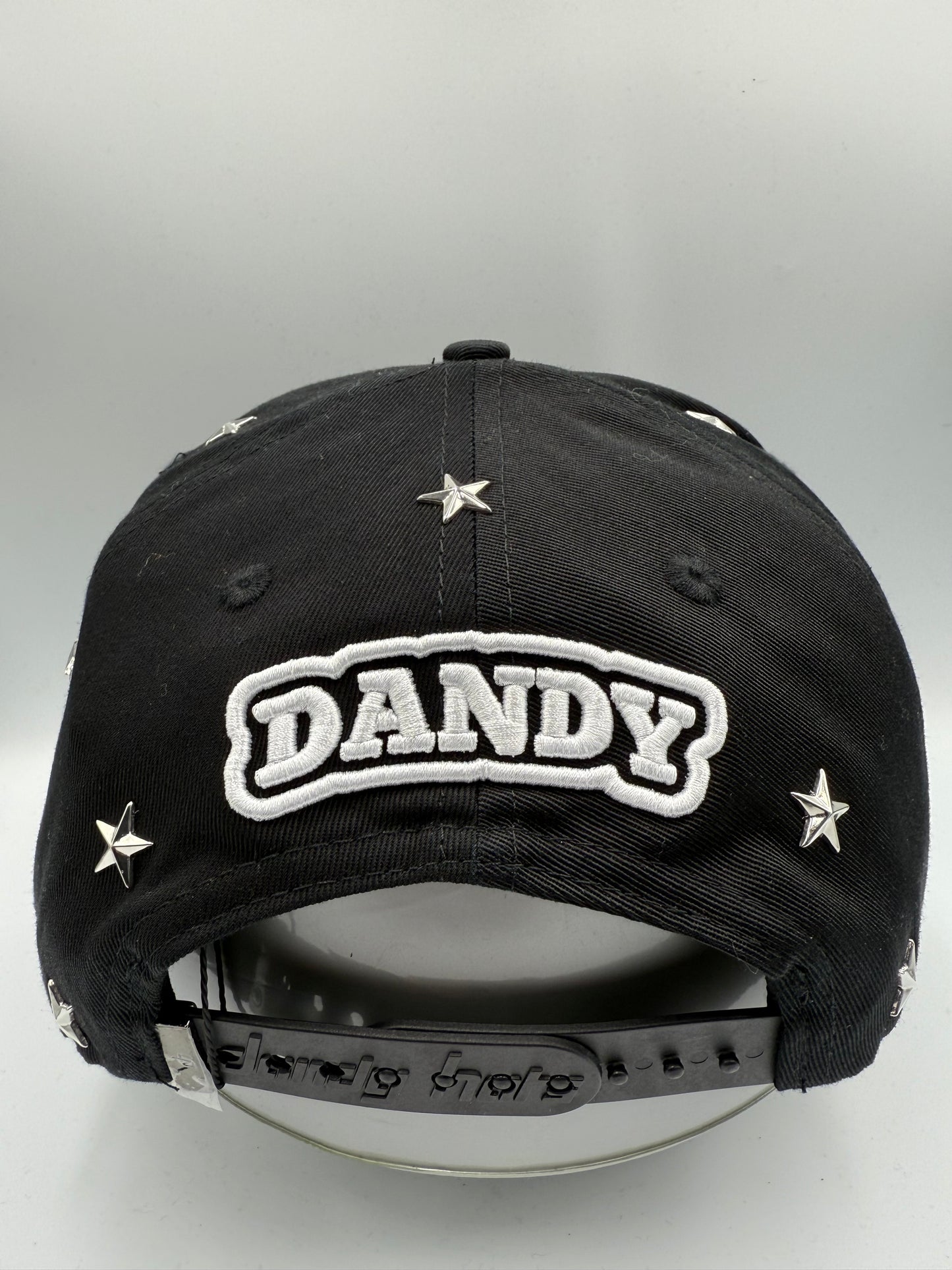 Dandy hat