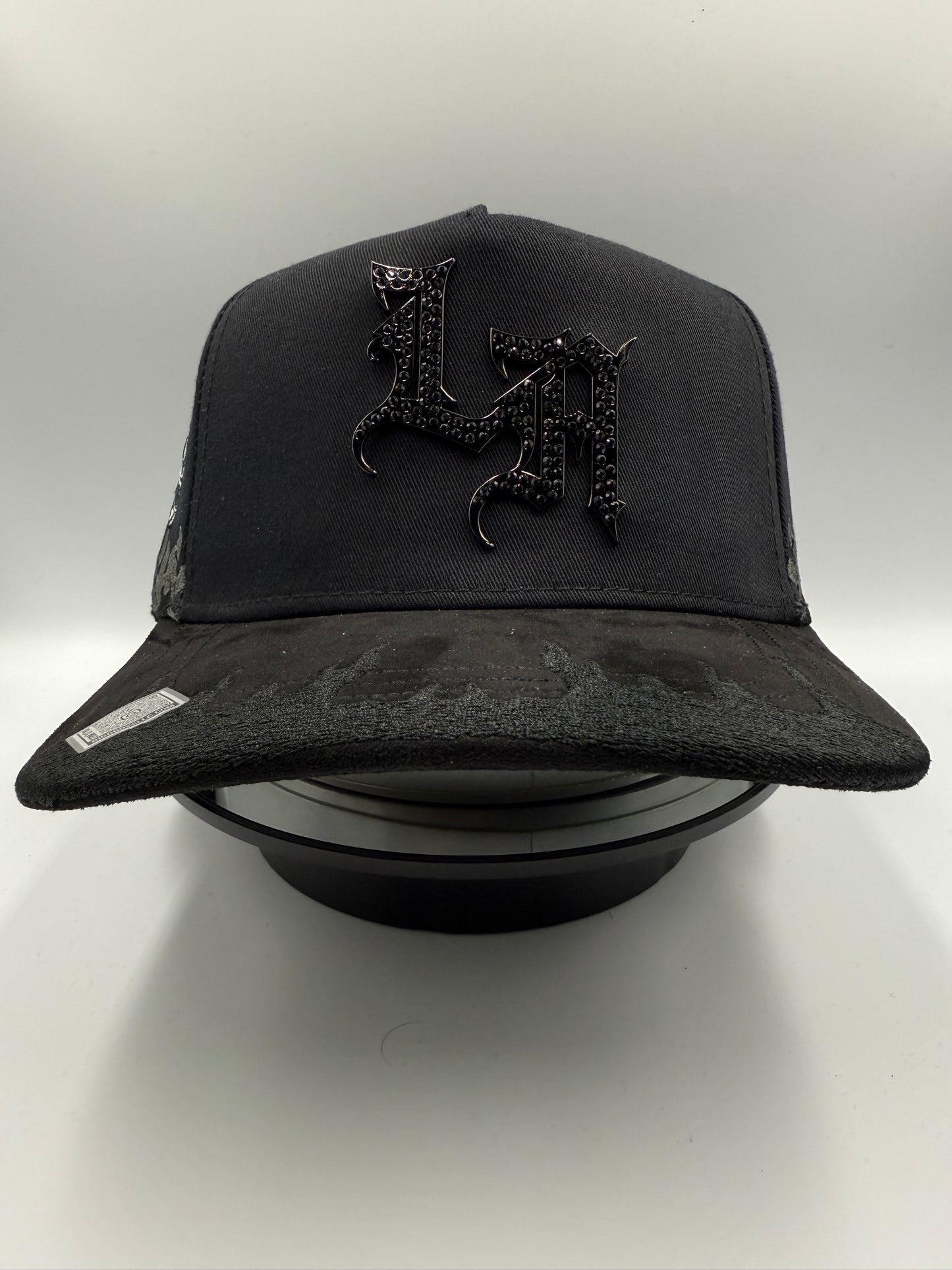 Kevin hats LA angel and devil