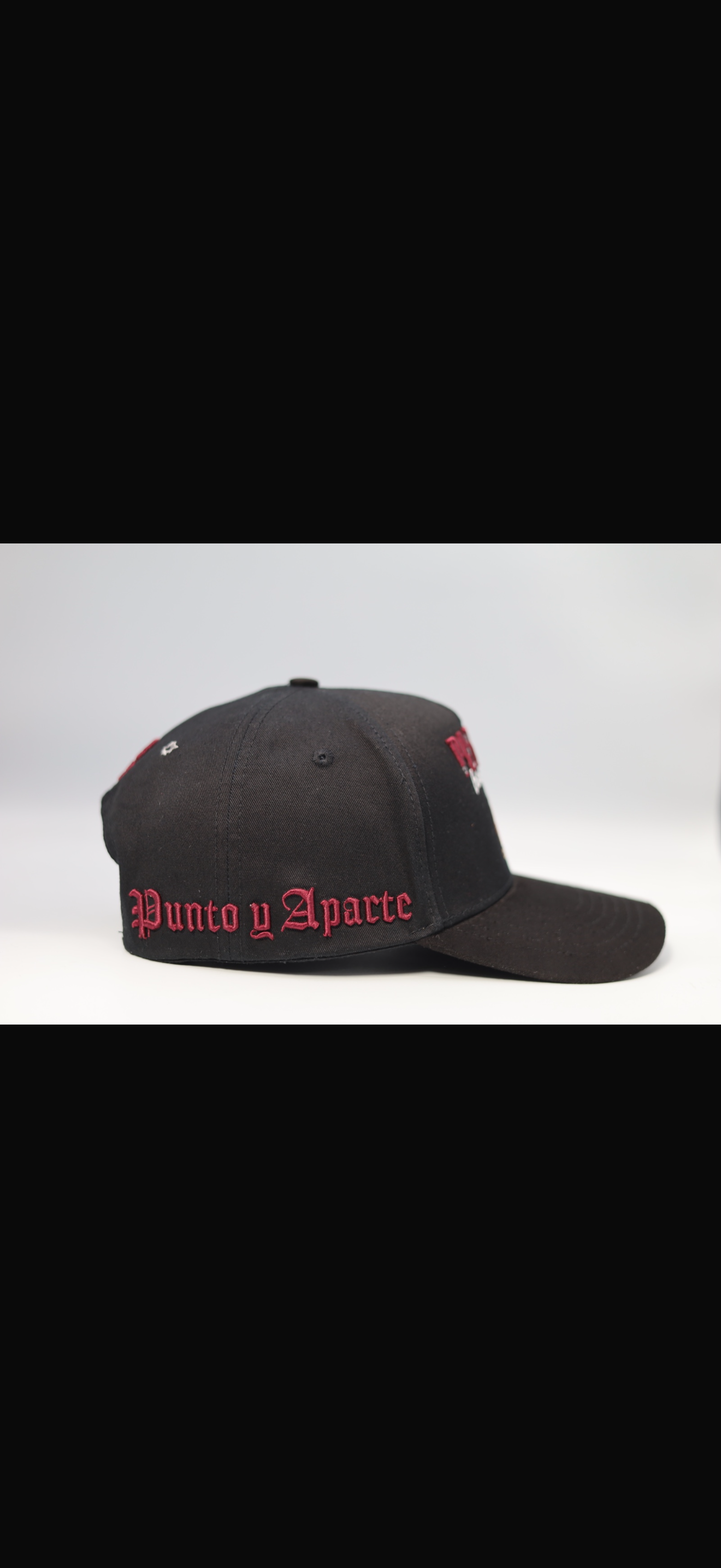 Gallo fino pantera bélico